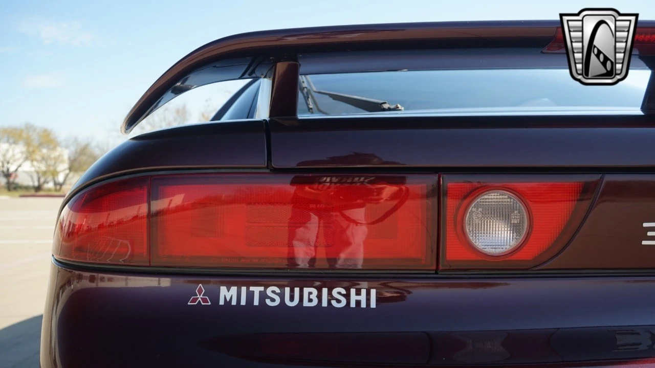 1995 Mitsubishi 3000GT Series 2 - Image 15 of 21