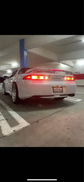 1995 Mitsubishi 3000GT Series 2 - Image 11 of 15