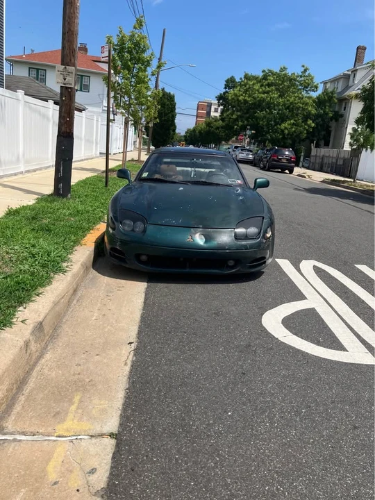 1995 Mitsubishi 3000GT Series 2 - Image 2 of 2