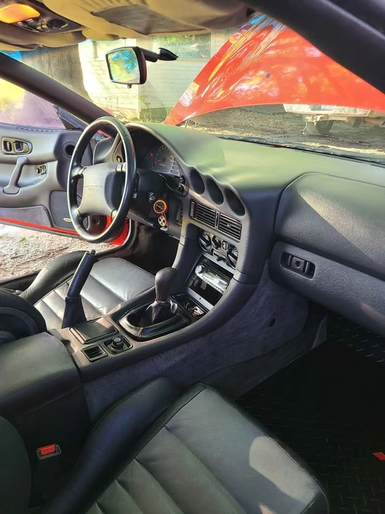 1995 Mitsubishi 3000GT Series 2 - Image 8 of 17