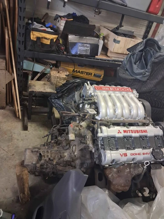 1995 Mitsubishi 3000GT Series 2 - Image 2 of 3
