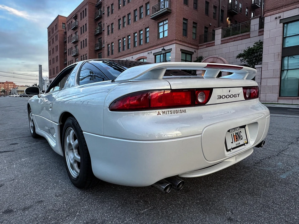 1995 Mitsubishi 3000GT Series 2 - Image 14 of 31