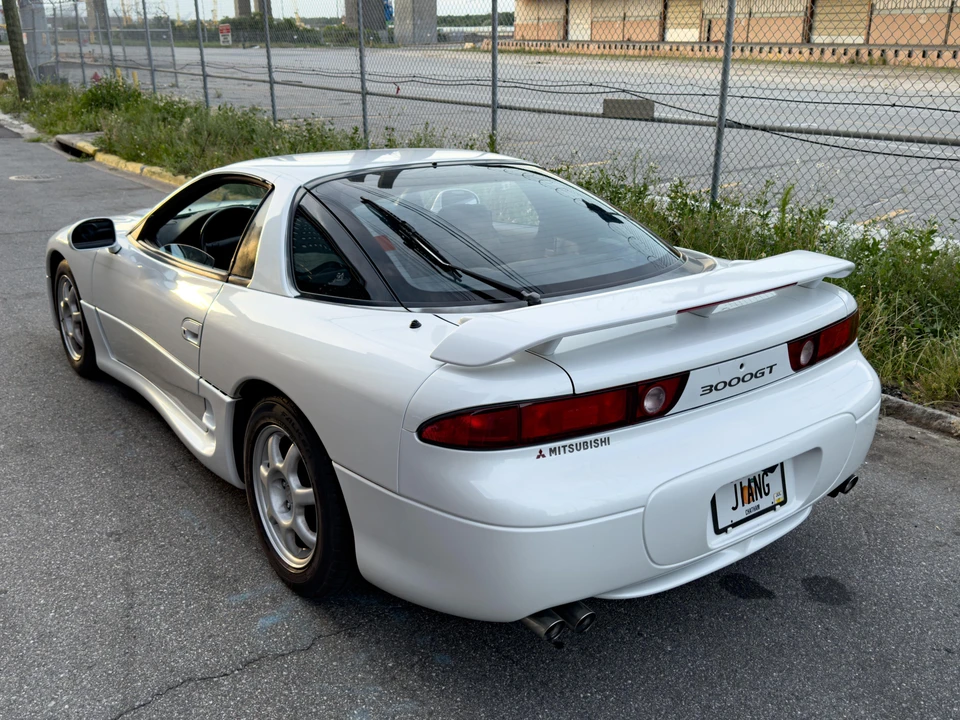 1995 Mitsubishi 3000GT Series 2 - Image 13 of 31