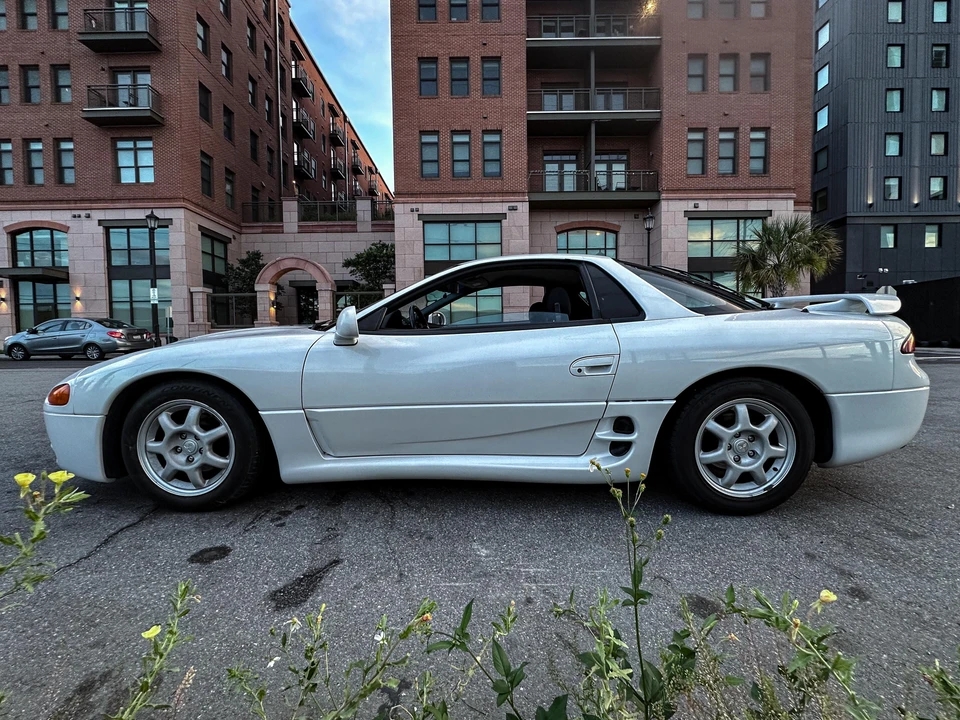 1995 Mitsubishi 3000GT Series 2 - Image 11 of 31