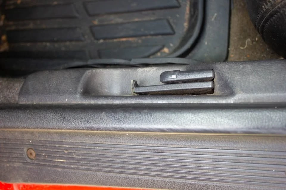 1995 Mitsubishi 3000GT Series 2 - Image 12 of 20