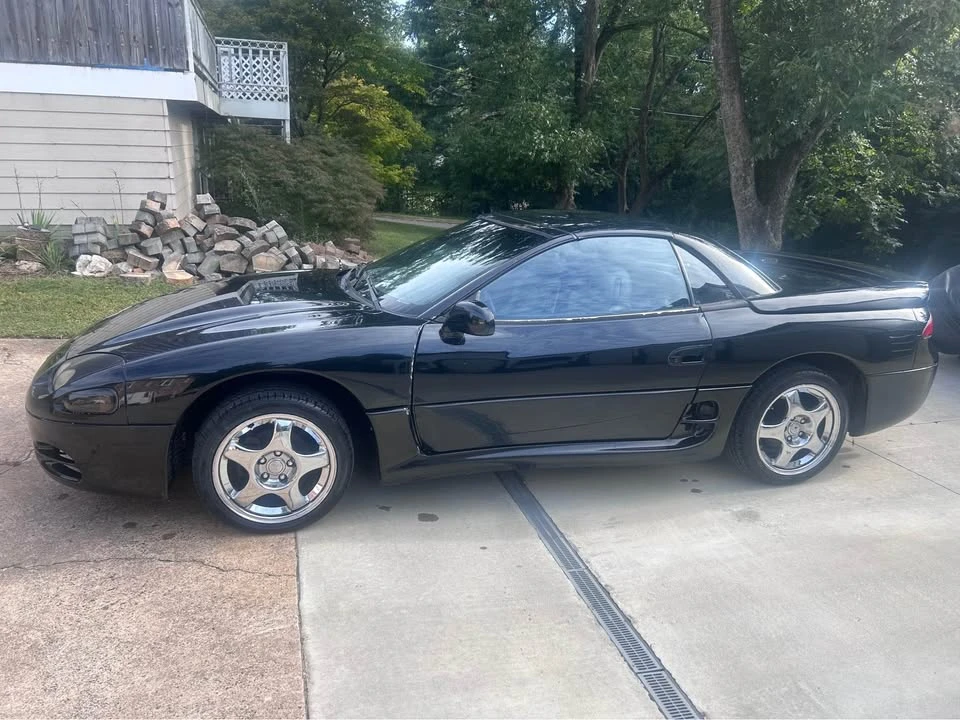 1995 Mitsubishi 3000GT Series 2 - Image 2 of 6