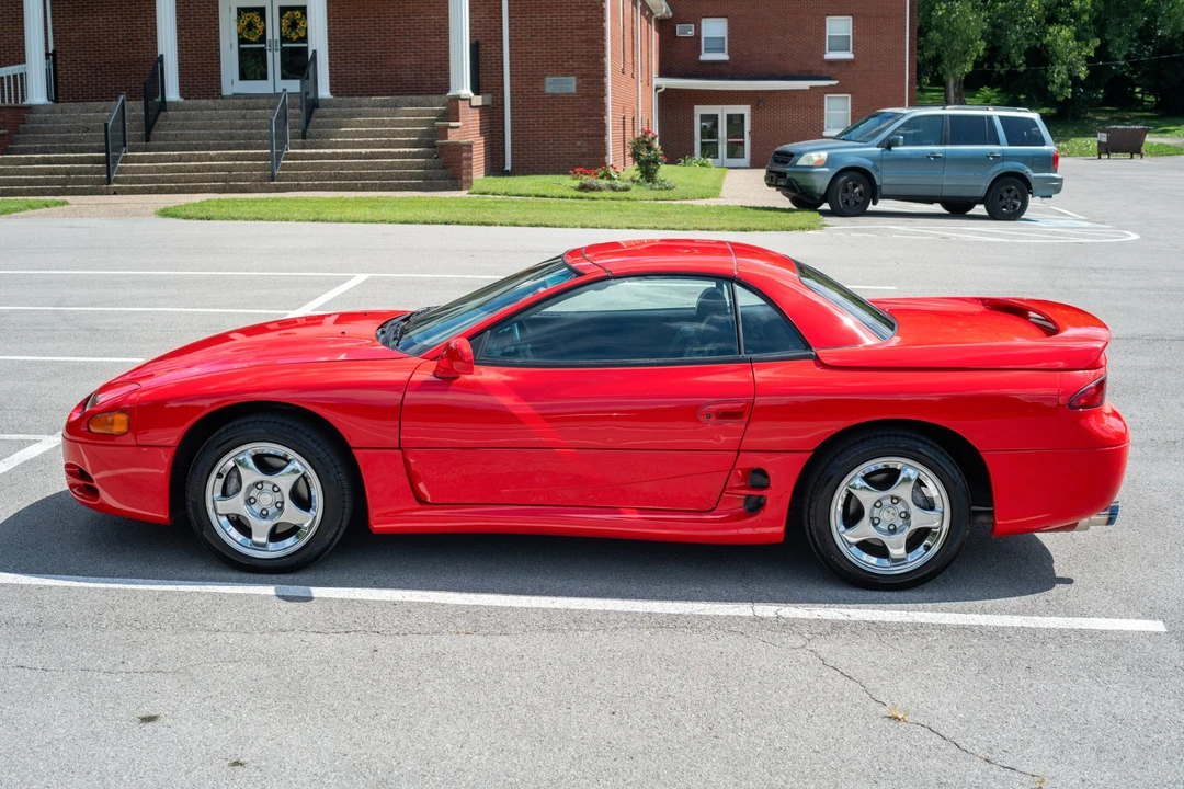 1995 Mitsubishi 3000GT Series 2 - Image 18 of 31