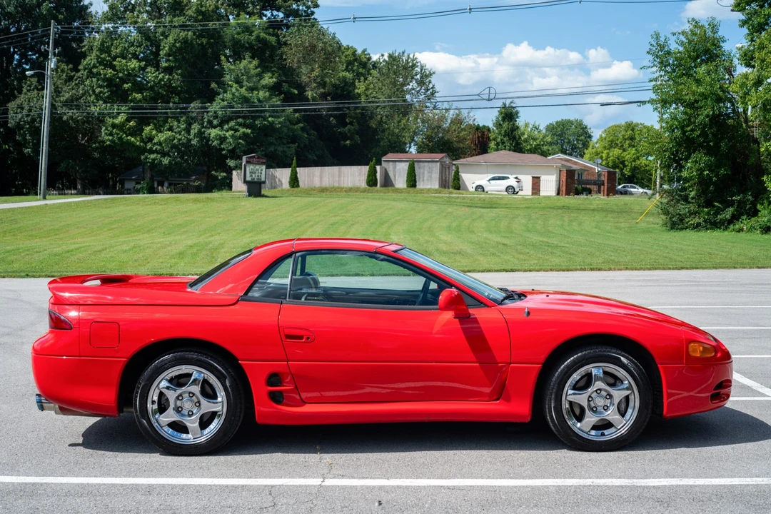 1995 Mitsubishi 3000GT Series 2 - Image 13 of 31