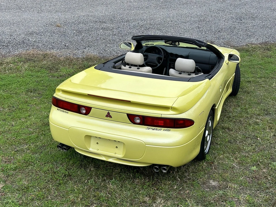 1995 Mitsubishi 3000GT Series 2 - Image 16 of 31