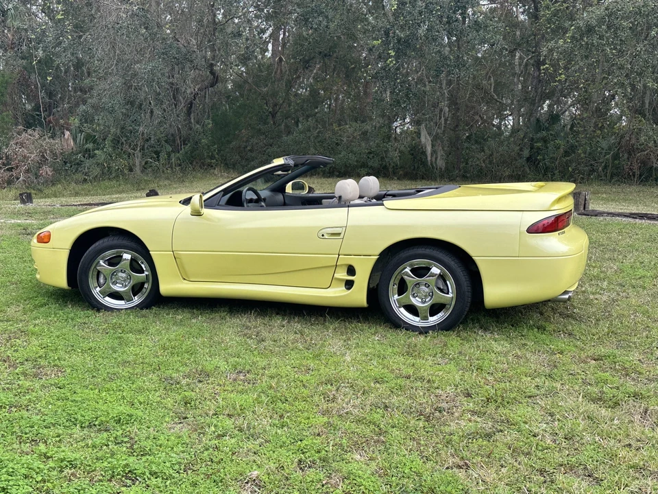 1995 Mitsubishi 3000GT Series 2 - Image 24 of 31