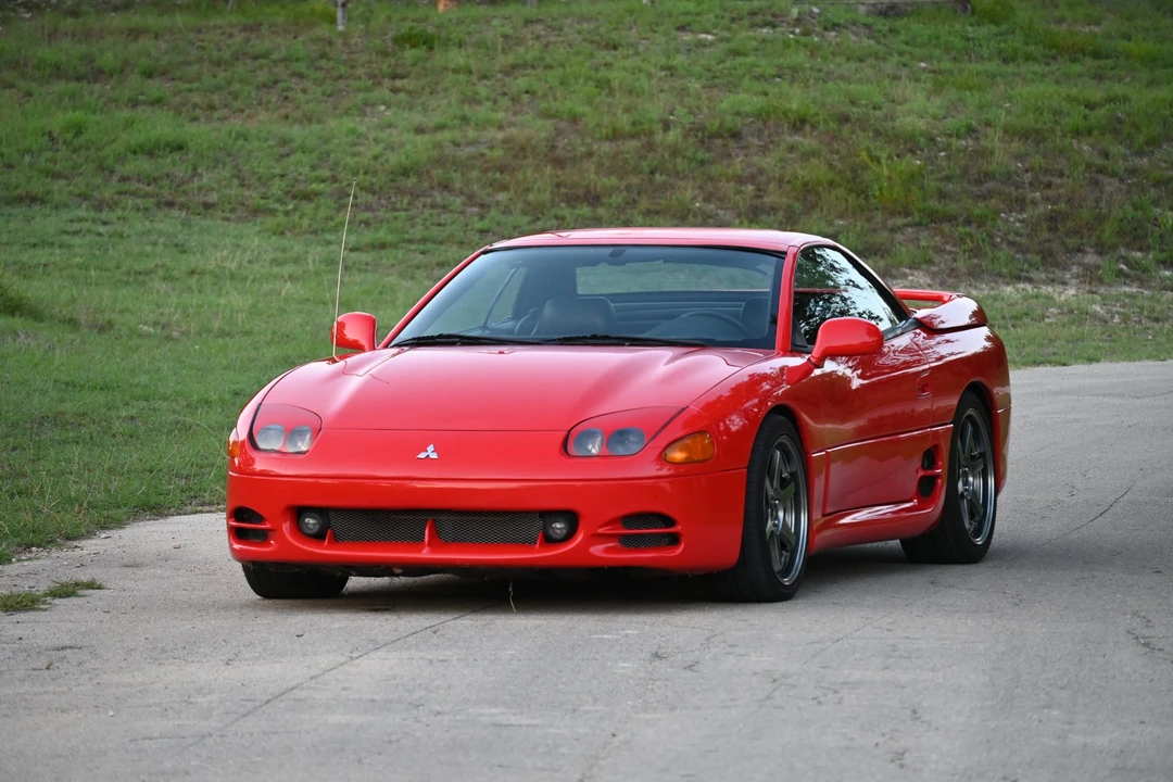 1995 Mitsubishi 3000GT Series 2 - Image 2 of 31
