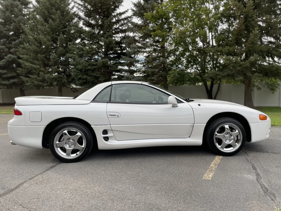 1995 Mitsubishi 3000GT Series 2 - Image 18 of 31