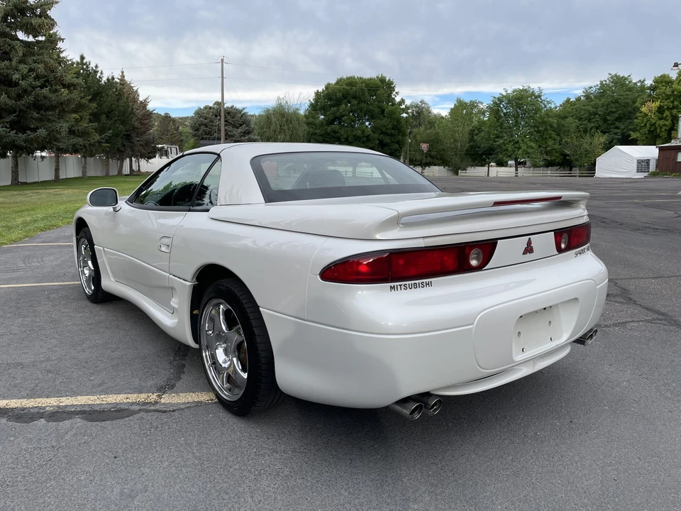 1995 Mitsubishi 3000GT Series 2 - Image 8 of 31