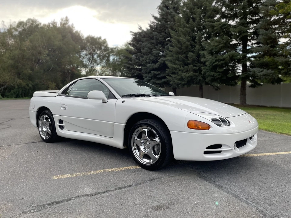 1995 Mitsubishi 3000GT Series 2 - Image 16 of 31