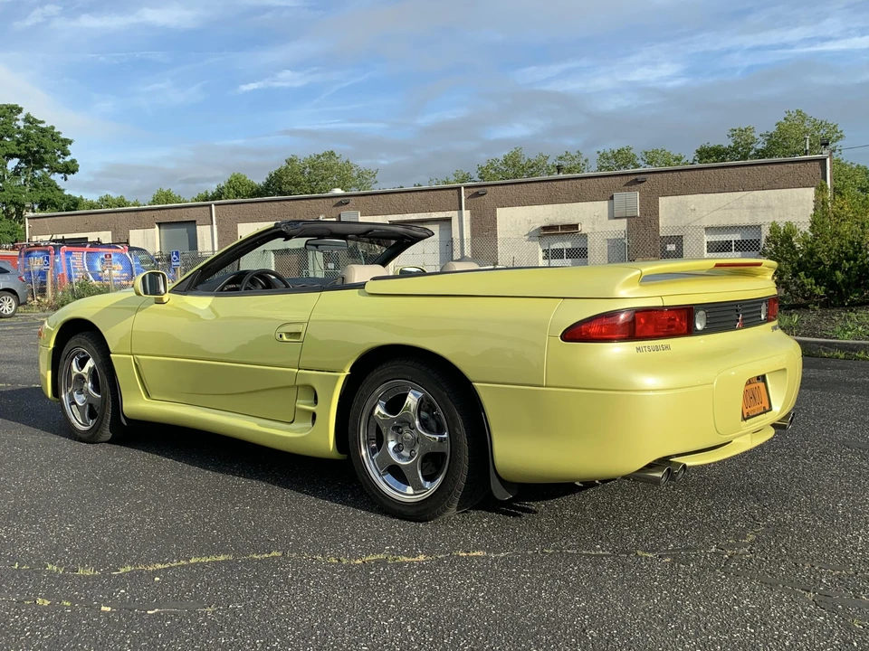 1995 Mitsubishi 3000GT Series 2 - Image 18 of 31