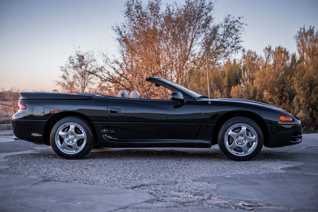 1995 Mitsubishi 3000GT Series 2 - Image 15 of 31