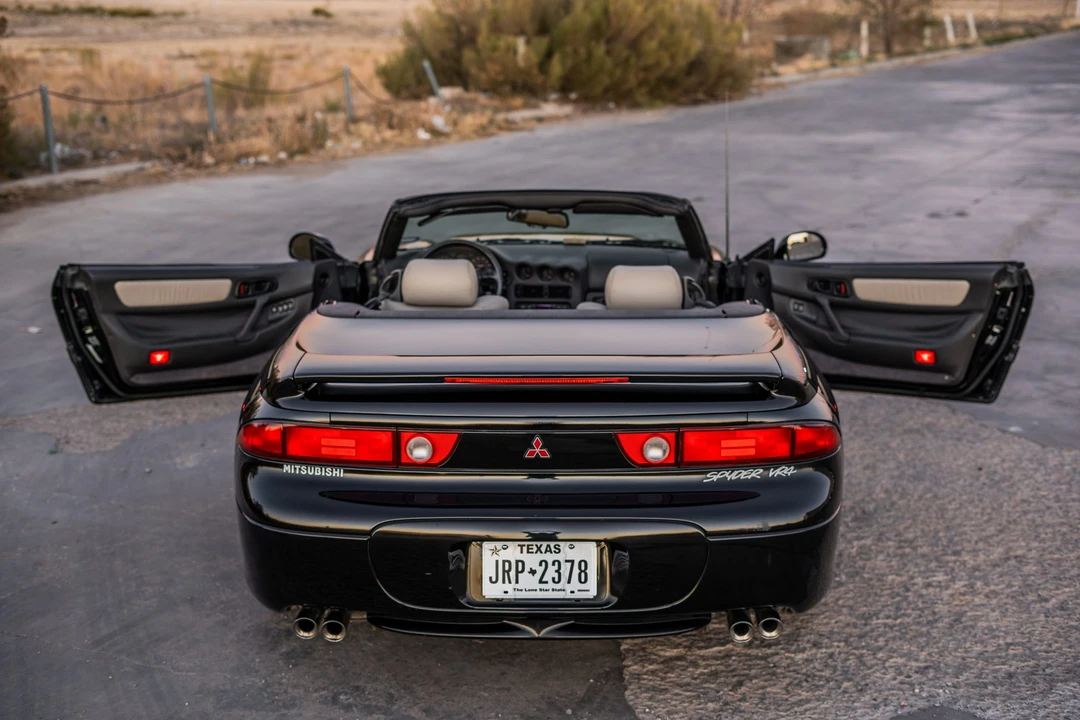 1995 Mitsubishi 3000GT Series 2 - Image 12 of 31