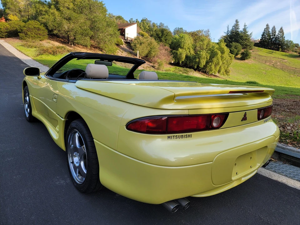 1995 Mitsubishi 3000GT Series 2 - Image 16 of 31