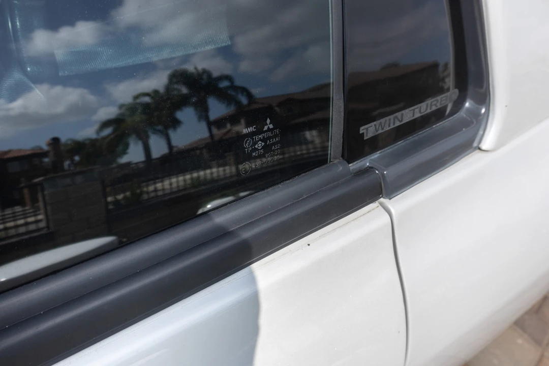 1995 Mitsubishi 3000GT Series 2 - Image 31 of 31