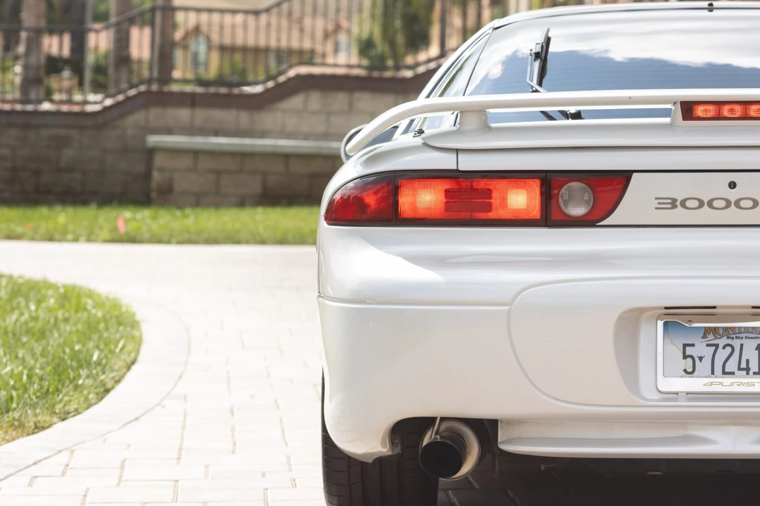 1995 Mitsubishi 3000GT Series 2 - Image 18 of 31