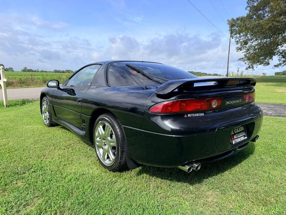 1995 Mitsubishi 3000GT Series 2 - Image 2 of 10