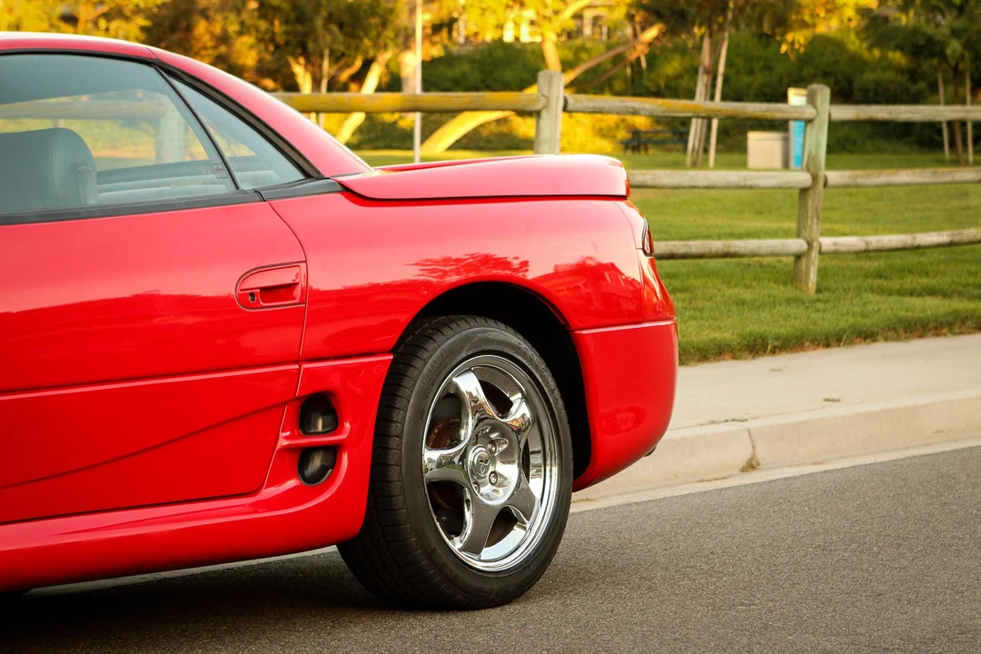 1995 Mitsubishi 3000GT Series 2 - Image 24 of 31