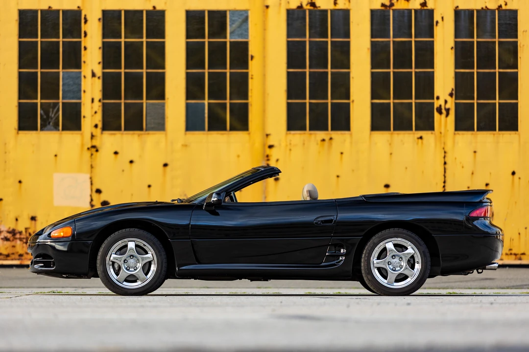 1995 Mitsubishi 3000GT Series 2 - Image 16 of 31