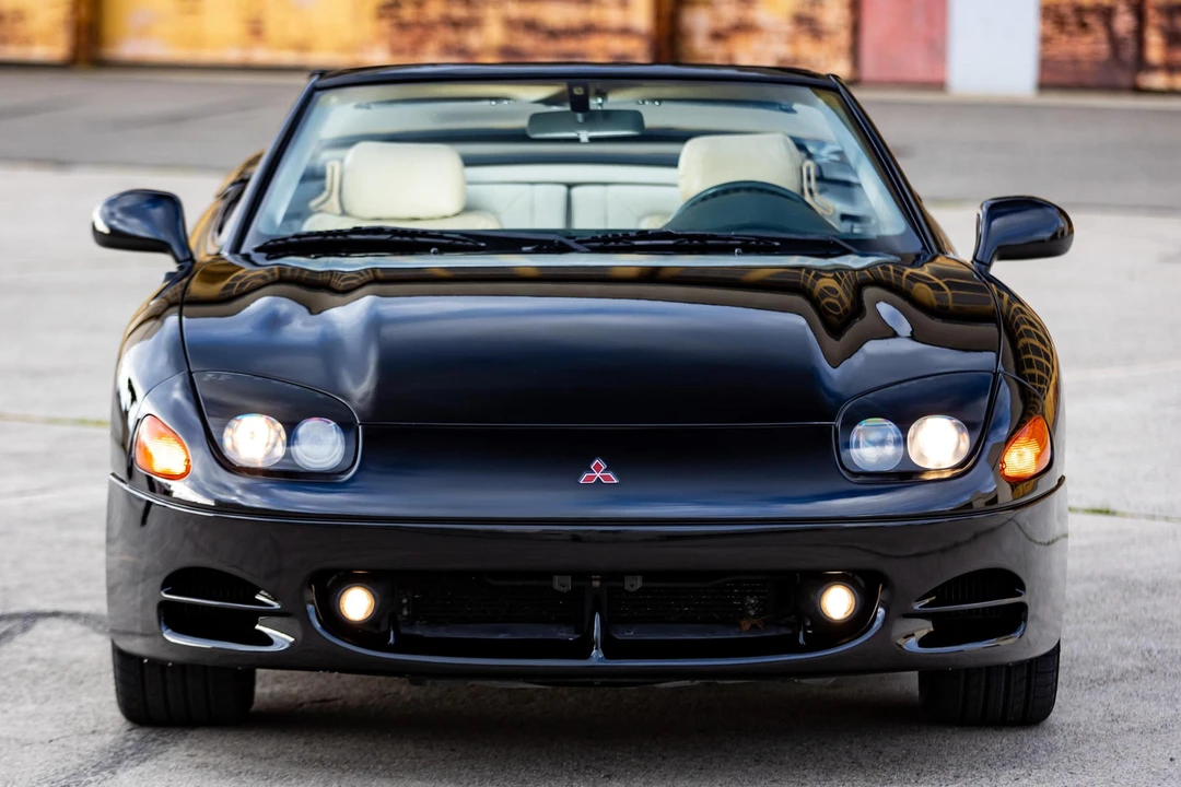 1995 Mitsubishi 3000GT Series 2 - Image 2 of 31