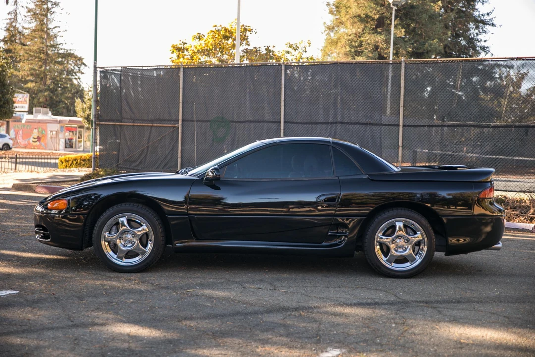 1995 Mitsubishi 3000GT Series 2 - Image 9 of 13