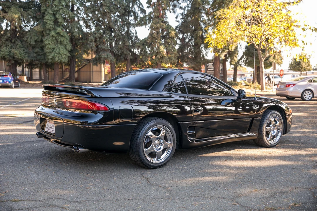 1995 Mitsubishi 3000GT Series 2 - Image 12 of 13