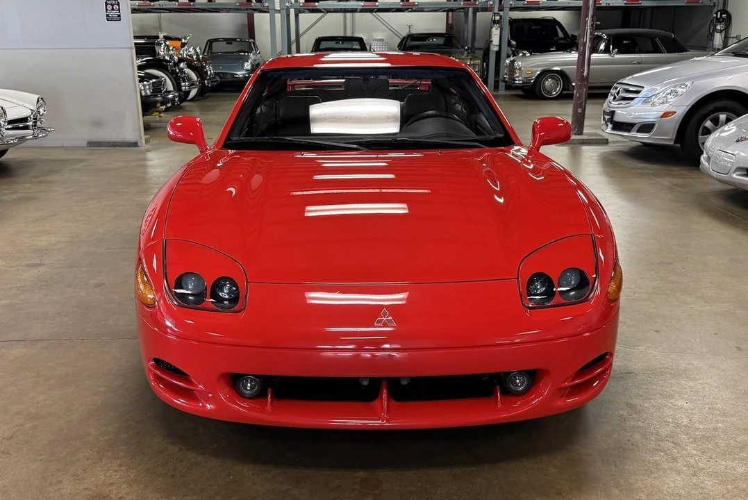 1995 Mitsubishi 3000GT Series 2 - Image 2 of 31