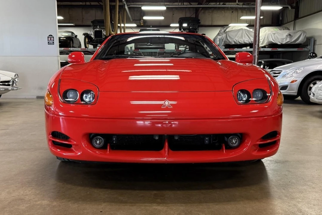 1995 Mitsubishi 3000GT Series 2 - Image 16 of 31