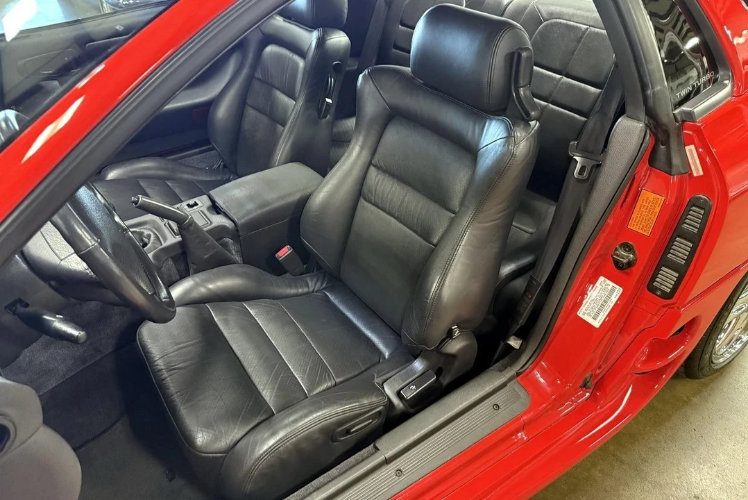 1995 Mitsubishi 3000GT Series 2 - Image 7 of 31