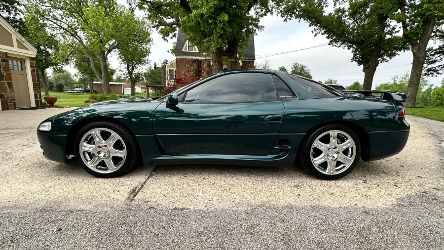 1995 Mitsubishi 3000GT Series 2 - Image 2 of 13