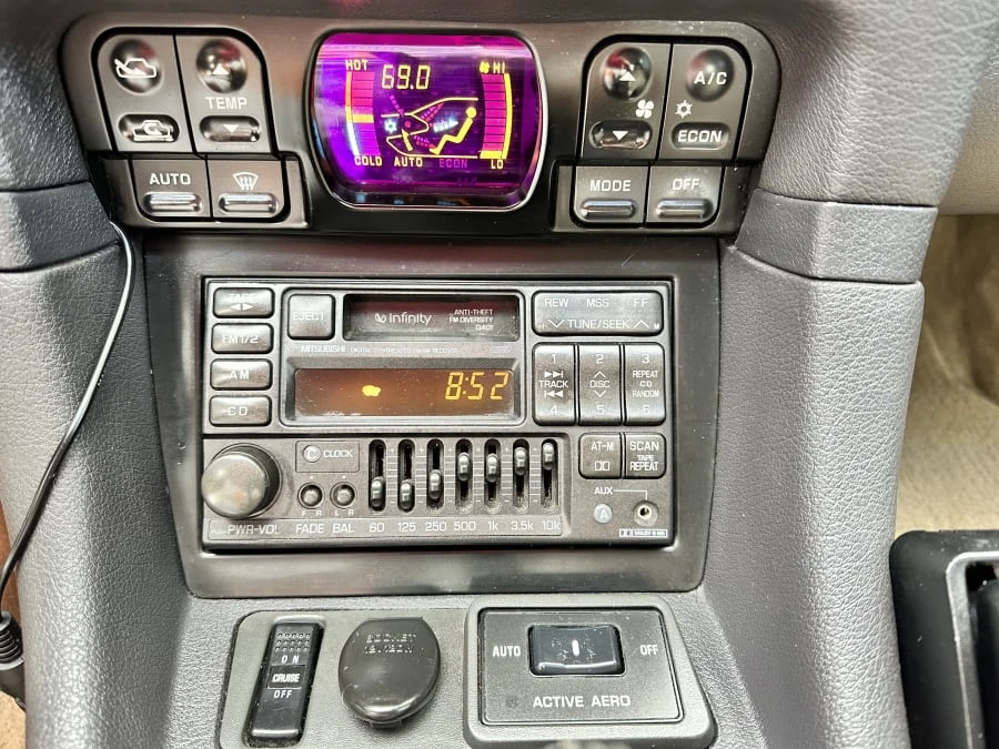 1995 Mitsubishi 3000GT Series 2 - Image 10 of 13