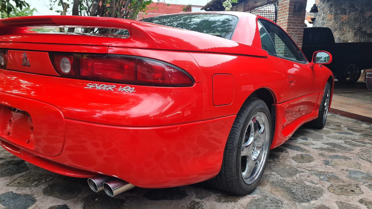 1995 Mitsubishi 3000GT Series 2 - Image 15 of 21