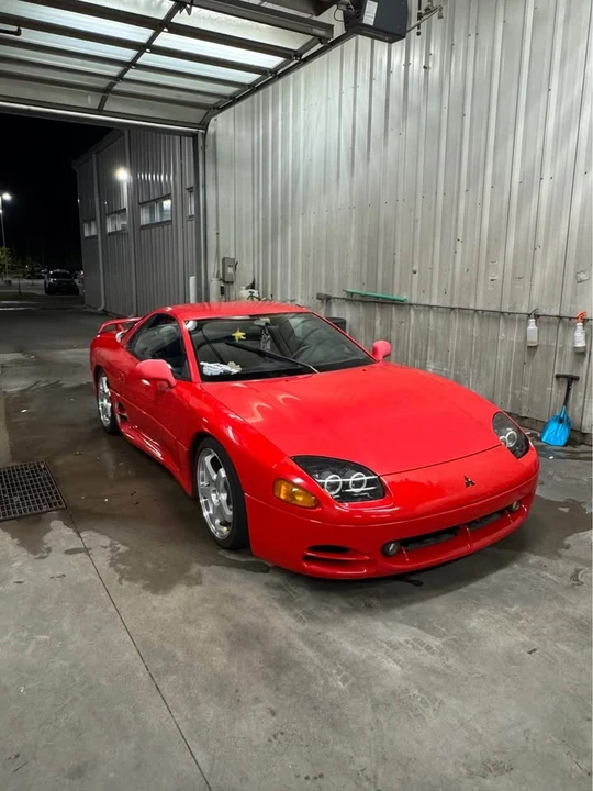1995 Mitsubishi 3000GT Series 2 - Image 2 of 3