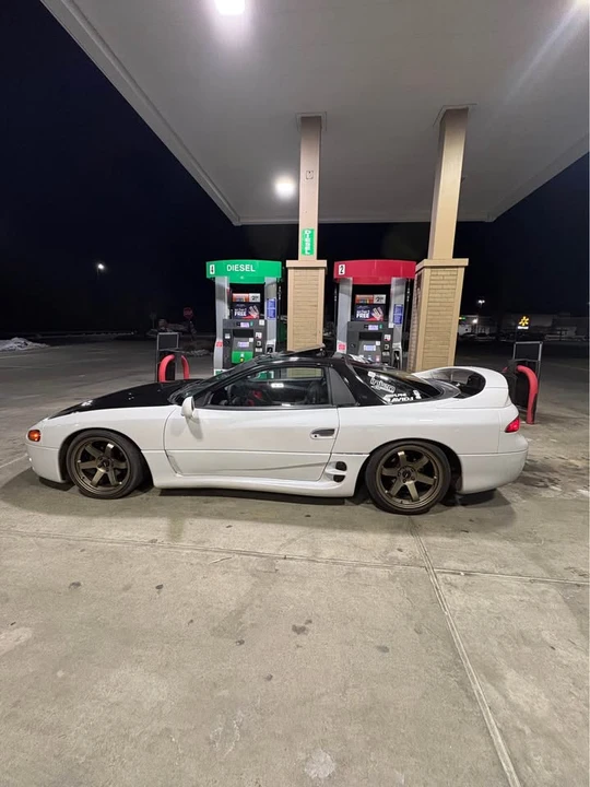 1995 Mitsubishi 3000GT Series 2 - Image 2 of 6