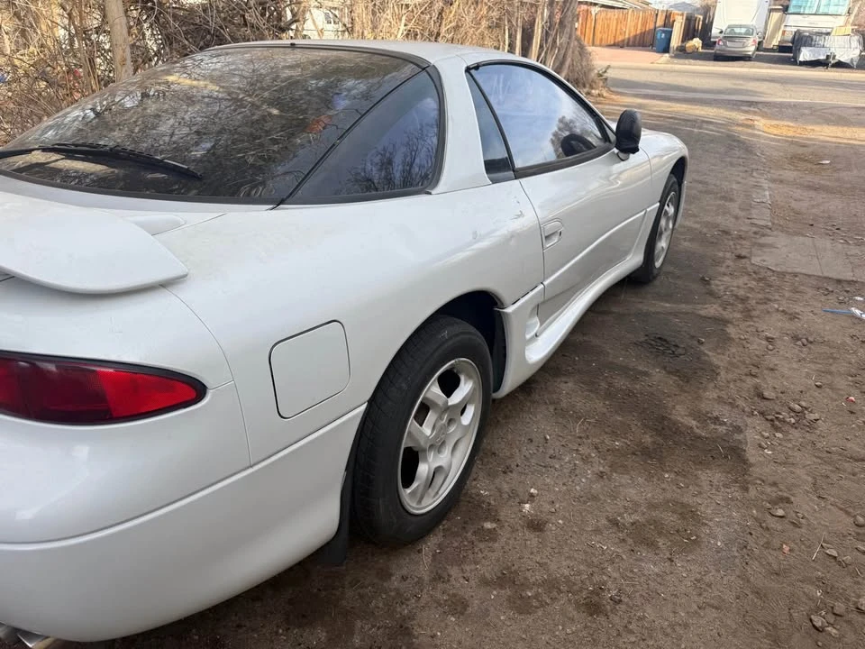 1995 Mitsubishi 3000GT Series 2 - Image 3 of 8