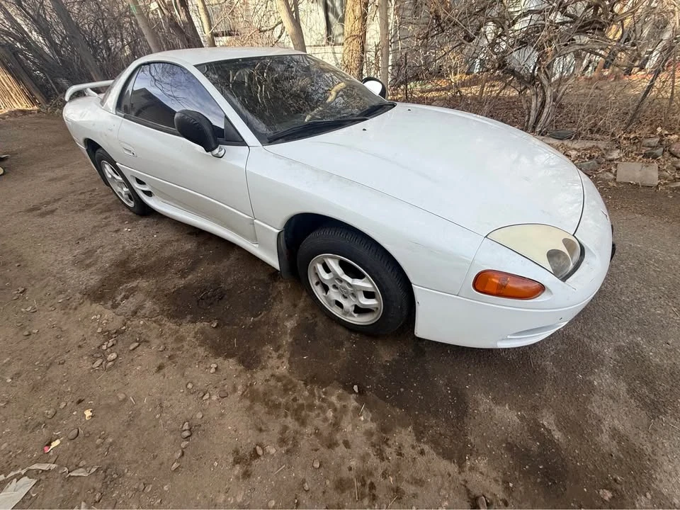 1995 Mitsubishi 3000GT Series 2 - Image 2 of 8
