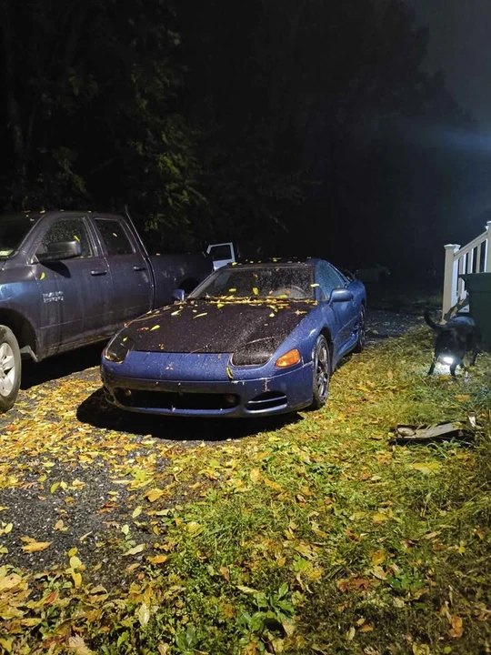 1995 Mitsubishi 3000GT Series 2 - Image 2 of 3