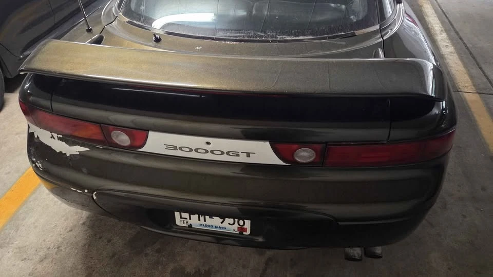 1995 Mitsubishi 3000GT Series 2 - Image 3 of 9