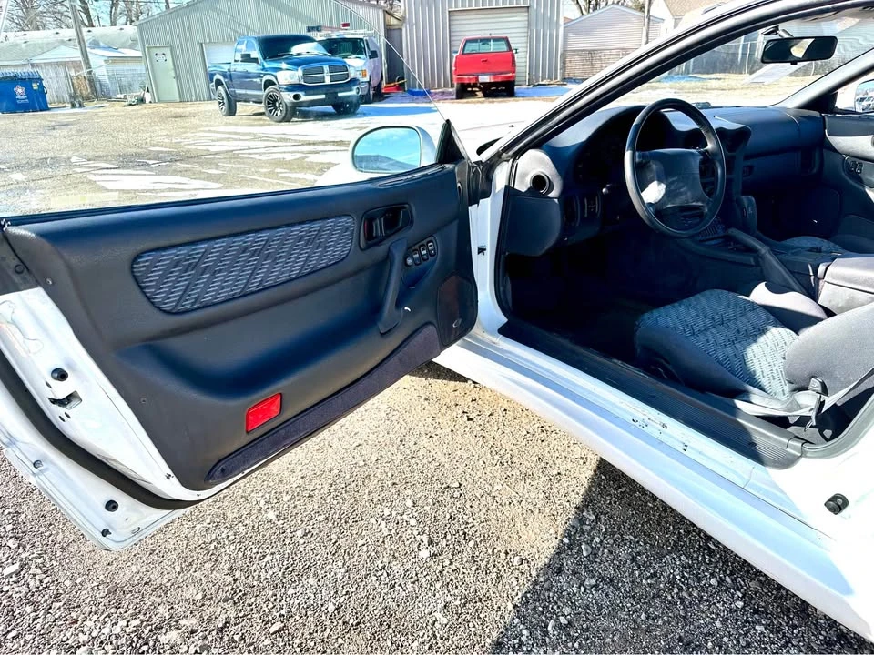 1995 Mitsubishi 3000GT Series 2 - Image 5 of 13