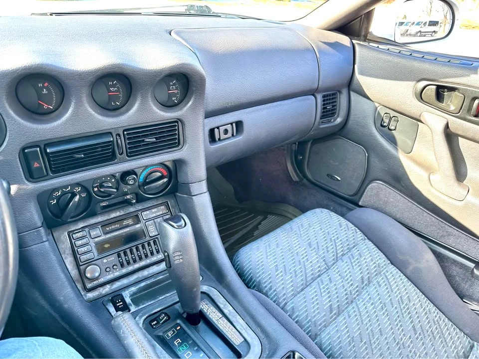 1995 Mitsubishi 3000GT Series 2 - Image 8 of 13