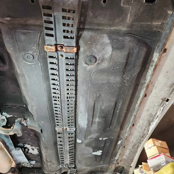 1995 Mitsubishi 3000GT Series 2 - Image 15 of 18