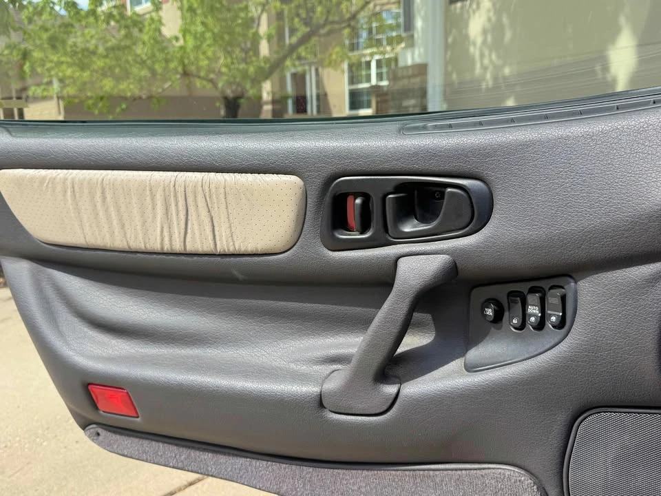 1995 Mitsubishi 3000GT Series 2 - Image 13 of 18