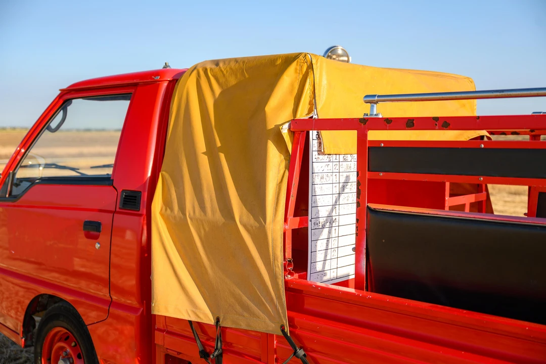 1995 Mitsubishi Delica 4th Gen - Image 28 of 31
