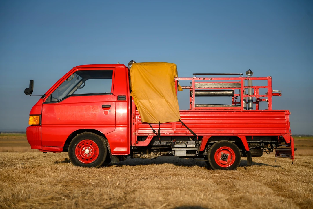 1995 Mitsubishi Delica 4th Gen - Image 9 of 31