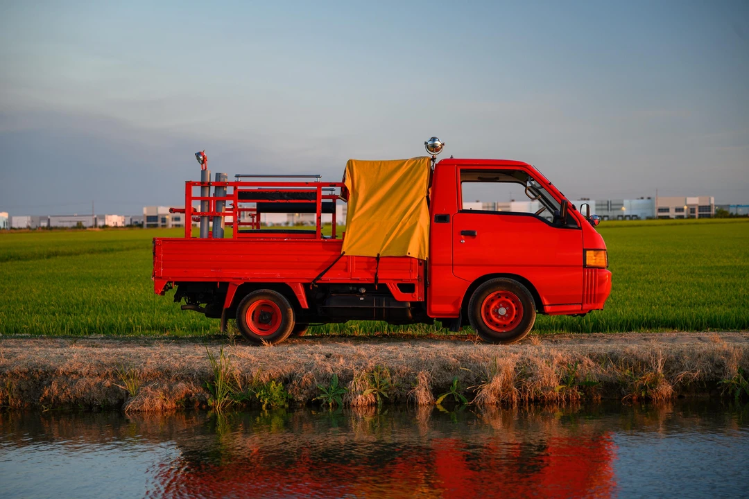 1995 Mitsubishi Delica 4th Gen - Image 18 of 31