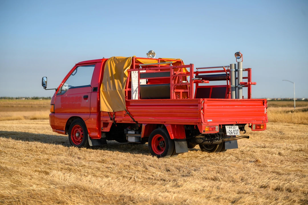 1995 Mitsubishi Delica 4th Gen - Image 11 of 31